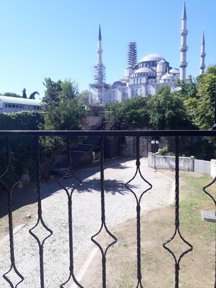 Turgut Отель